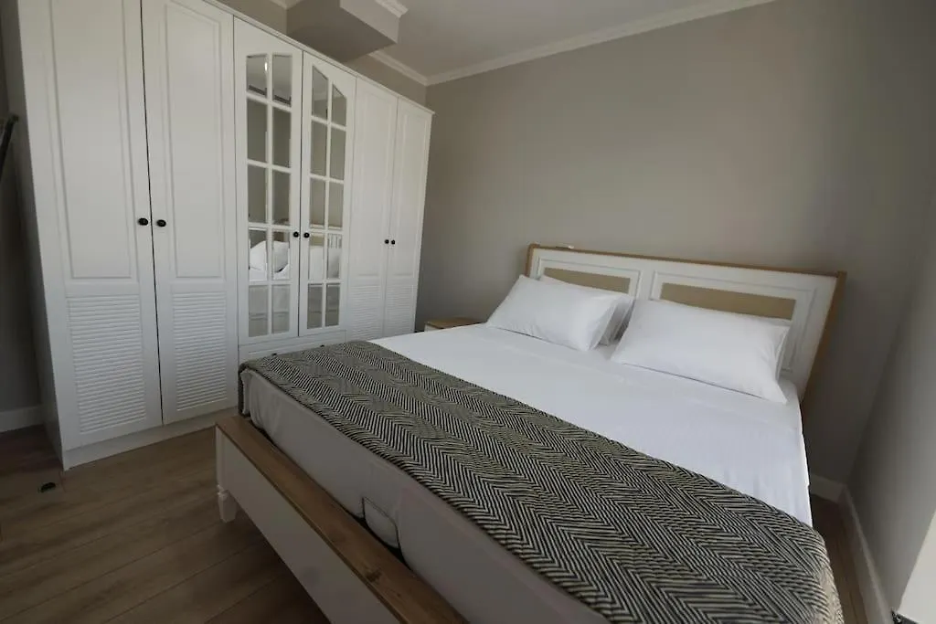 Royal Homes 405 Antalya Turecko